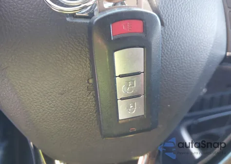 2018 Mitsubishi Outlander Se from USA, damaged, VIN JA4AD3A34JZ032847